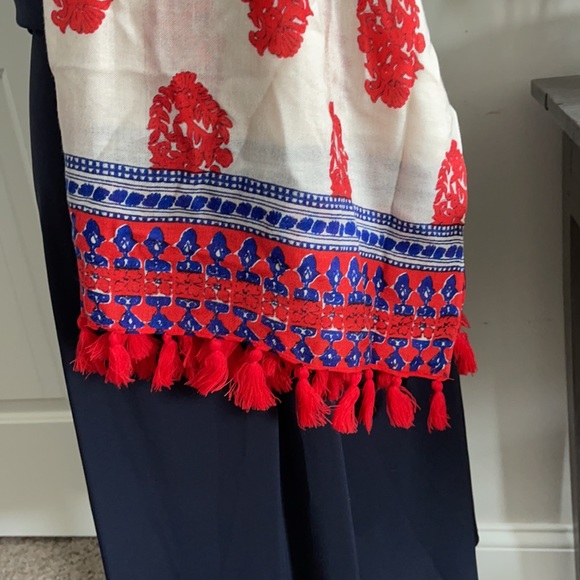 Vineyard Vines silk and cotton scarf/wrap EUC - Picture 9 of 12